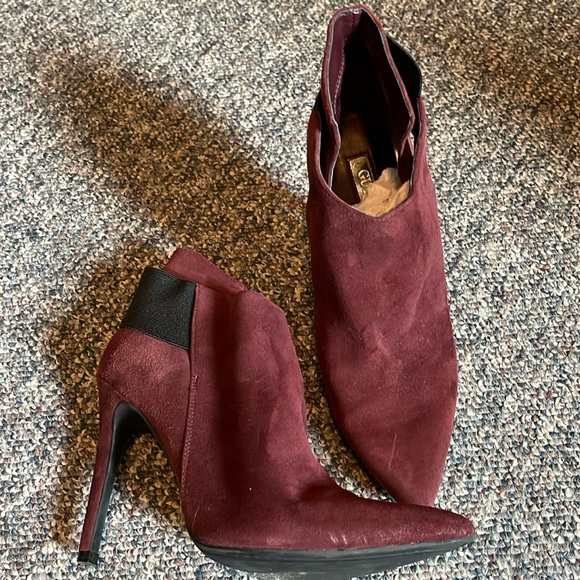 Guess burgundy stiletto booties - Picture 1 of 3